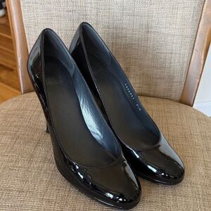 Stuart Weitzman pumps